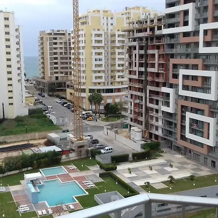 Daire In Praia Da Rocha, To Accommodate 5 To 6 People Portimão